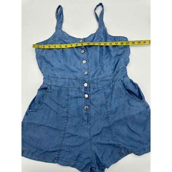 Romper with Shorts One Piece with Buttons & Pockets Blue Jeans One Piece Sz L - Picture 3 of 7
